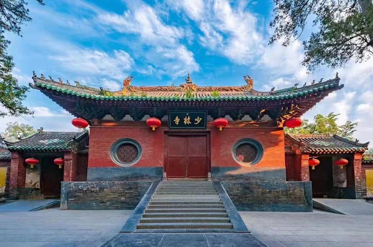 山東+河南經(jīng)典十日精華游 （青島、威海、曲阜、泰山、洛陽、開封、少林寺）